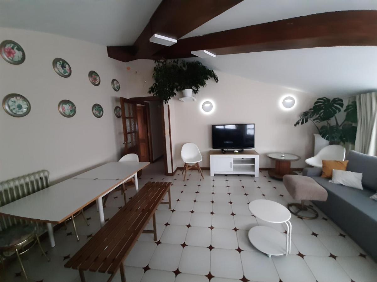 Villa Isabel 2 Llaves 阿里翁达斯 外观 照片