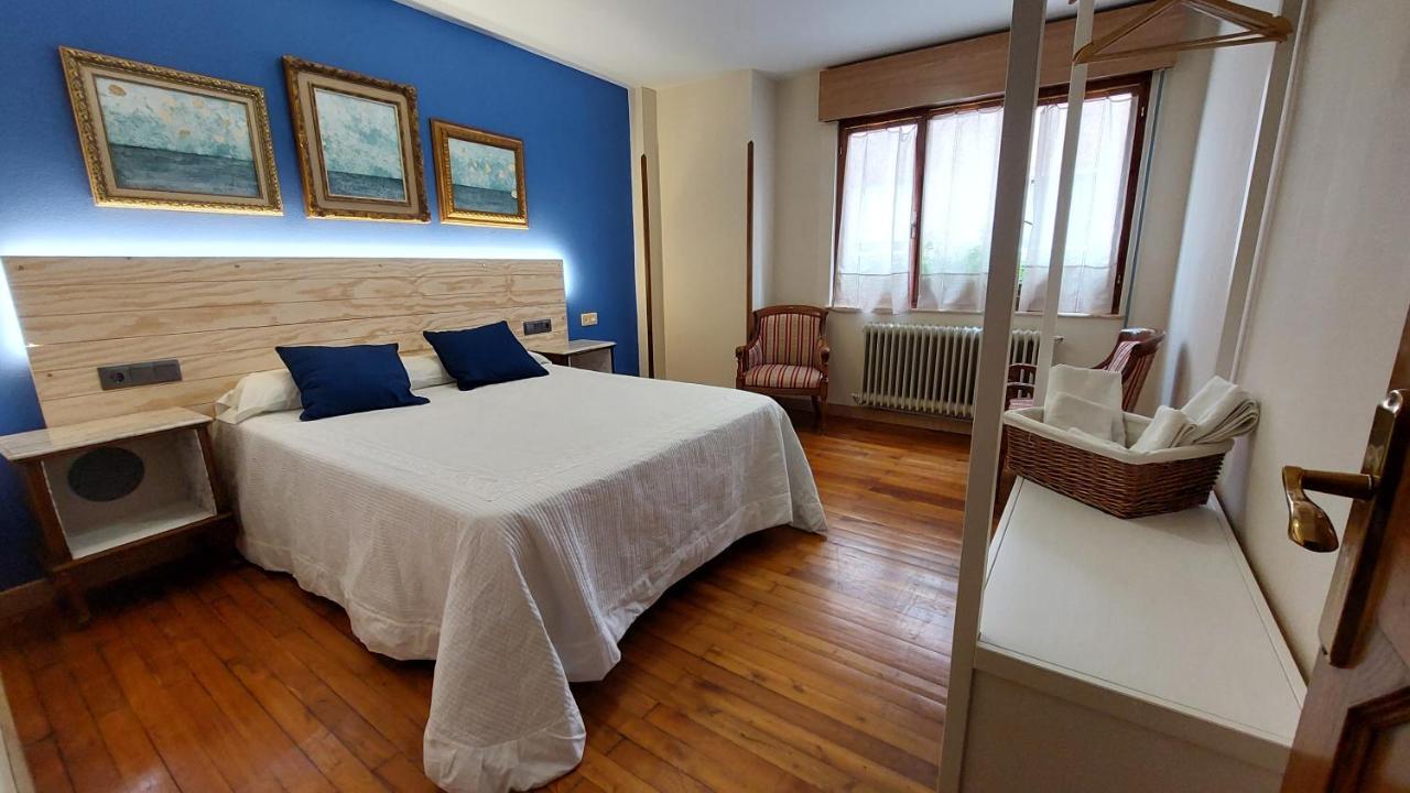 Villa Isabel 2 Llaves 阿里翁达斯 外观 照片